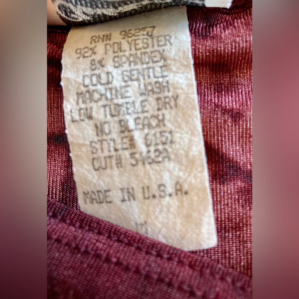 Charlotte Russe red & black tank top - Picture 3 of 3